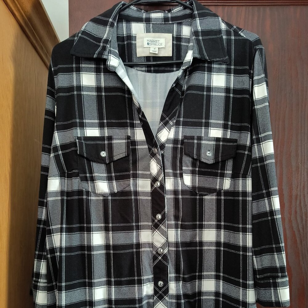 Market & Spruce Flannel